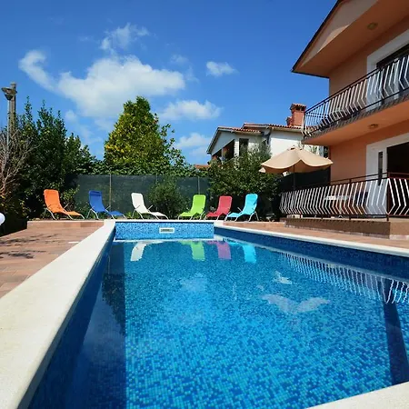 Jagoda 1070 * Labin (Istria)