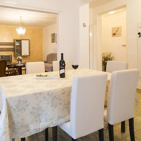 Villa Jagoda 1070